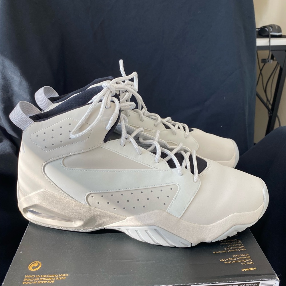 NIKE AIR JORDAN LIFT OFF AR4430-004 SHOES SIZE 12 MENS Used Cond